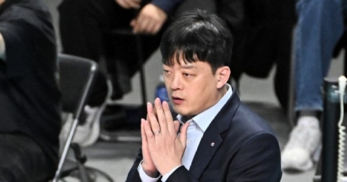 이영택 감독 "준비 잘못한 내 잘못"…GS칼텍스 봄 배구 시계가 멈추고 있다