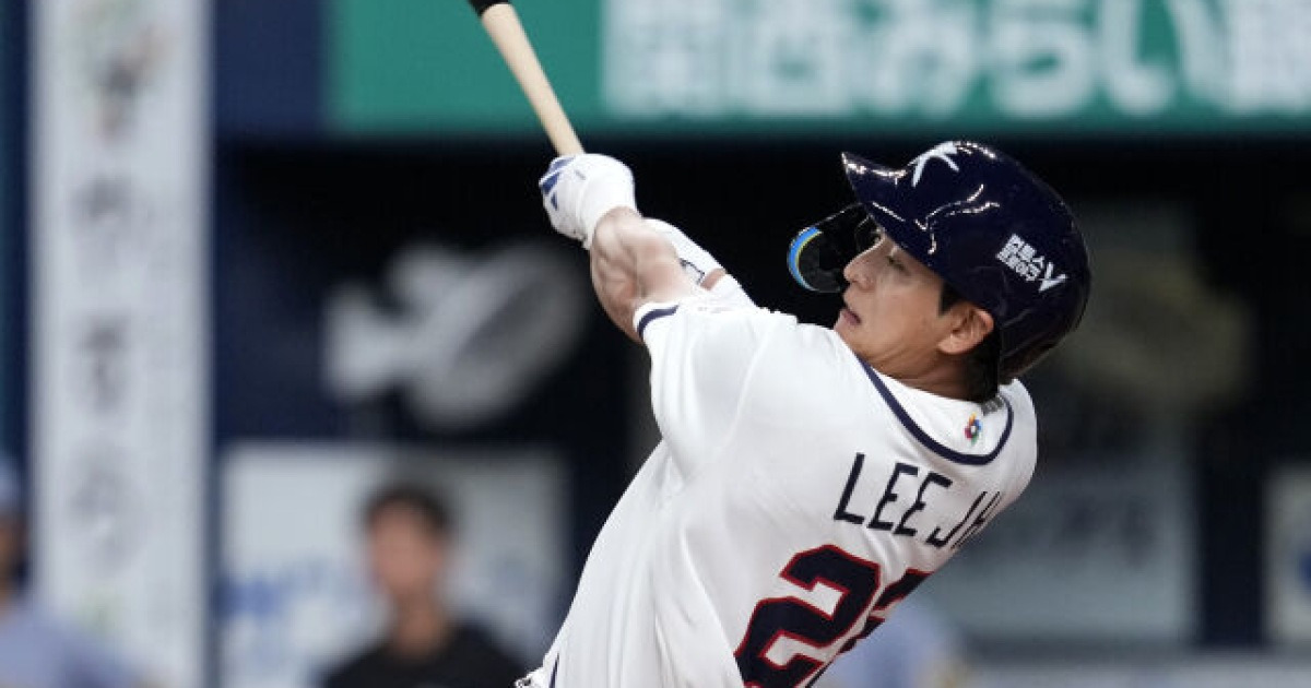 이정후, 일본에서도 강한 타격감 보여