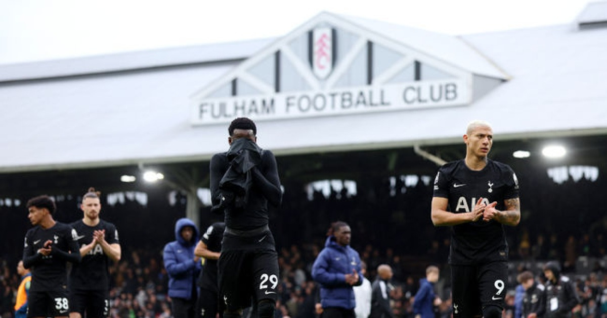 토트넘의 암흑기: 10경기 무승과 강등권과의 간격 4점