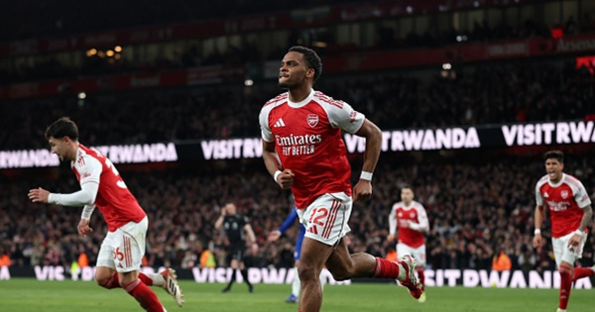 아스널, 첼시전 2-1 승리... 2위 맨체스터 시티와 격차 5점으로 벌려