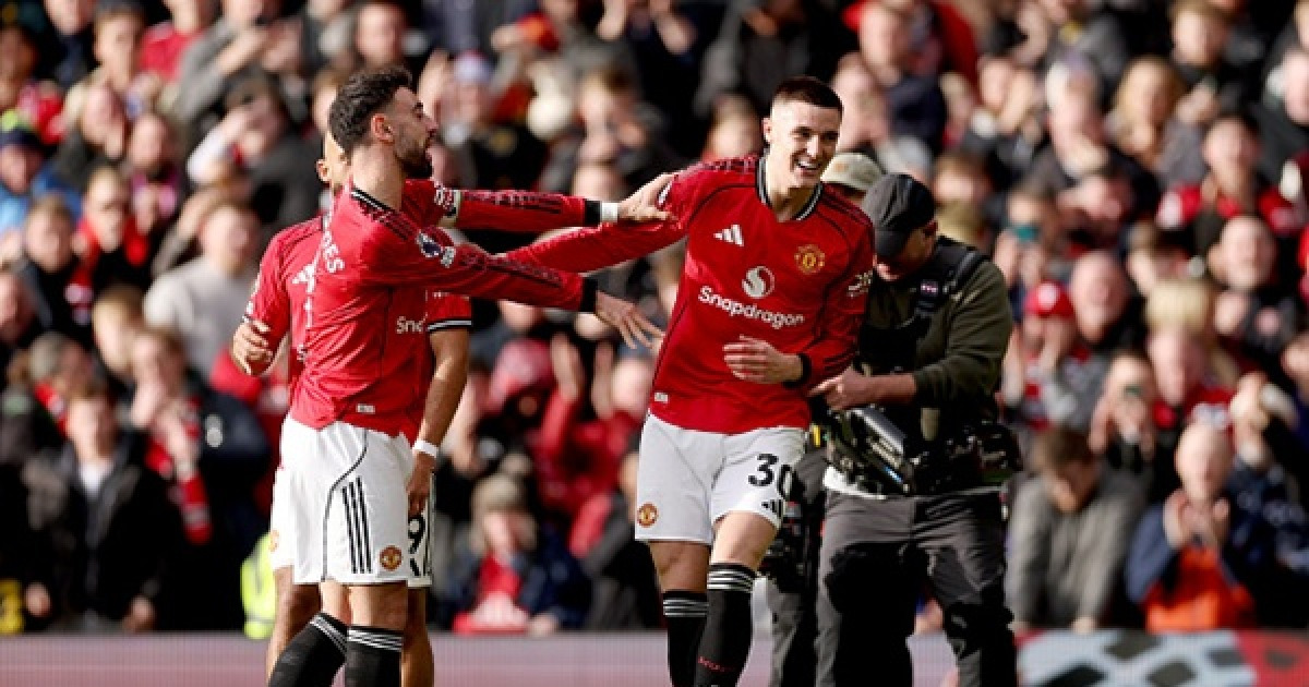 올드 트래포드의 역전劇, 맨유 3위 등극