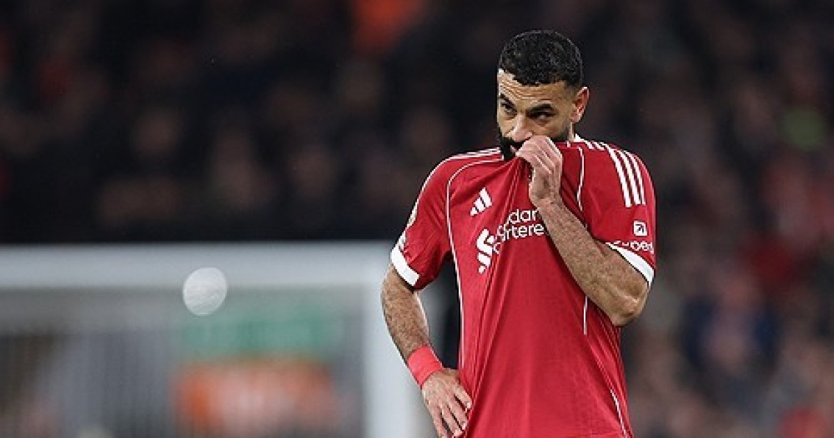 '손흥민 선택이 100% 옳았다?'…살라, 커리어 최장 기간 '무득점 굴욕'→EPL 10경기 연속 0골