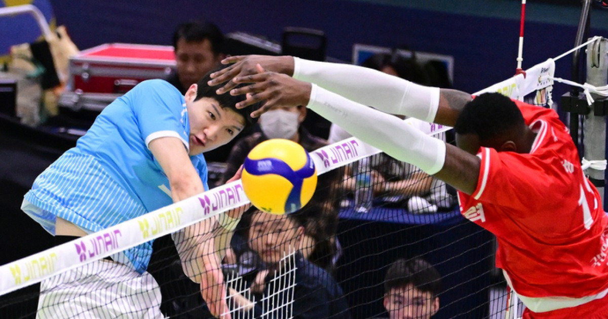 V리그, 치열한 선두 경쟁... 대한항공-현대캐피탈, 한국도로공사-현대건설의 승부