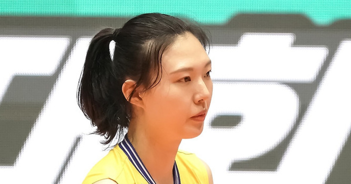 굿바이, 블로퀸! 양효진, 19년 간 뛰었던 코트 떠난다...백넘버 14번은 '영구 결번'