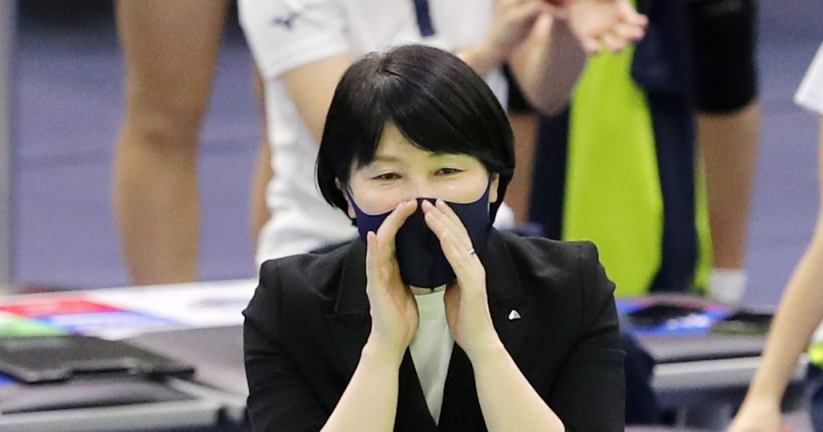 이란 사태로 귀국하는 이도희 감독, 앞으로의 배구계에 미치는 영향은?