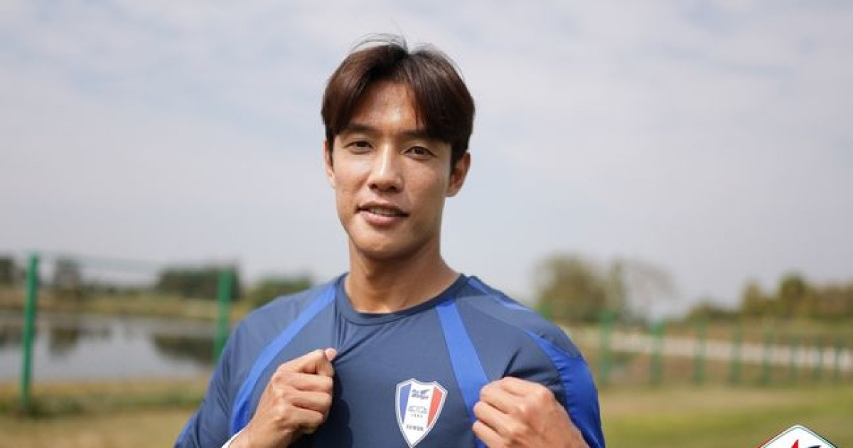 수원 삼성, 서울 이랜드전 2-1 승리... 홍정호 '데뷔전 승리'에 감격