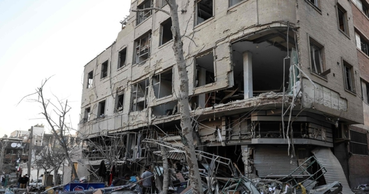 이란 대표팀, 2026 북중미 월드컵 불참 가능성에 경제적 손실과 제재 우려