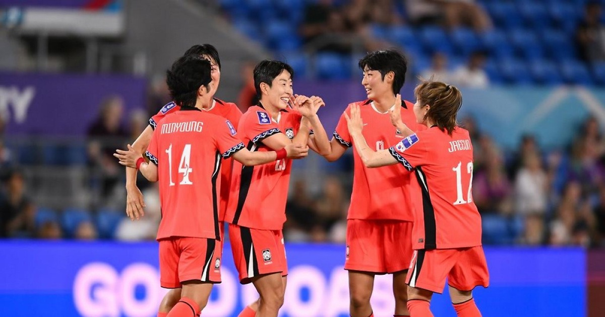 한국 여자 축구대표팀, AFC 아시안컵 첫 경기에서 이란을 3-0으로 물리치다