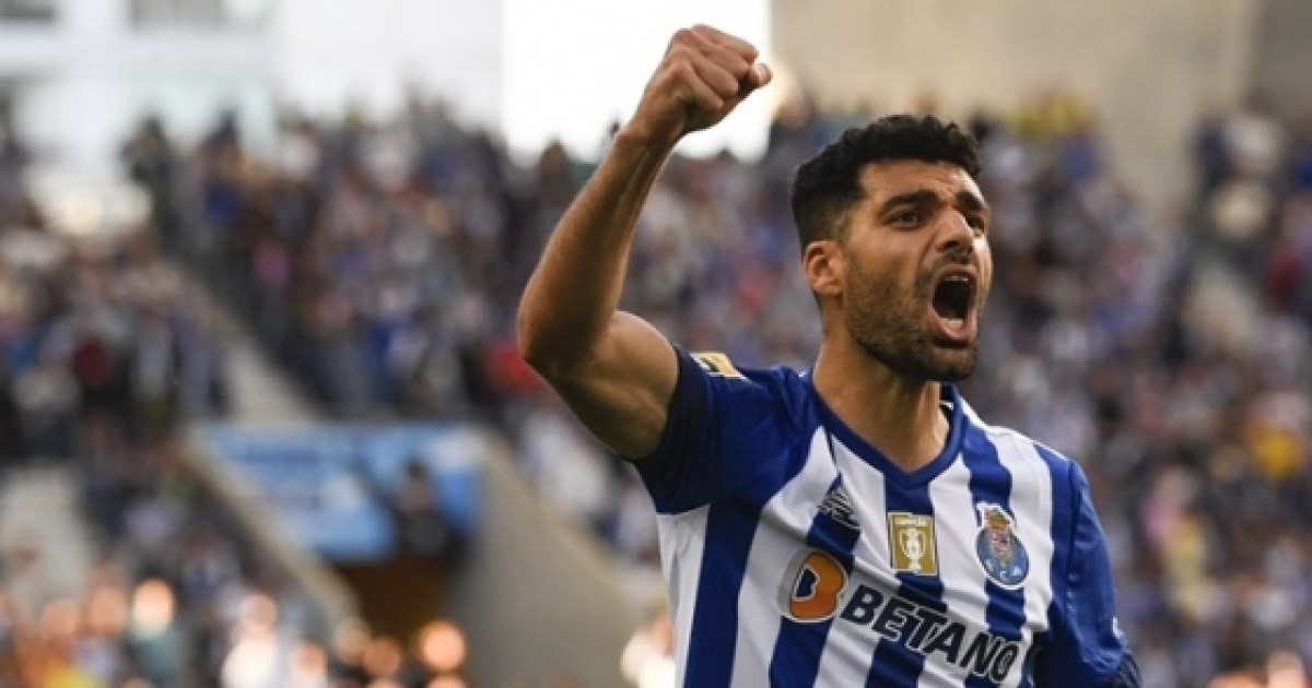 이란 축구 영웅 '전격 참전 선언' 타레미 "美와 싸우겠다"... 자국 축협도 당황 "제발 축구만 해줘"