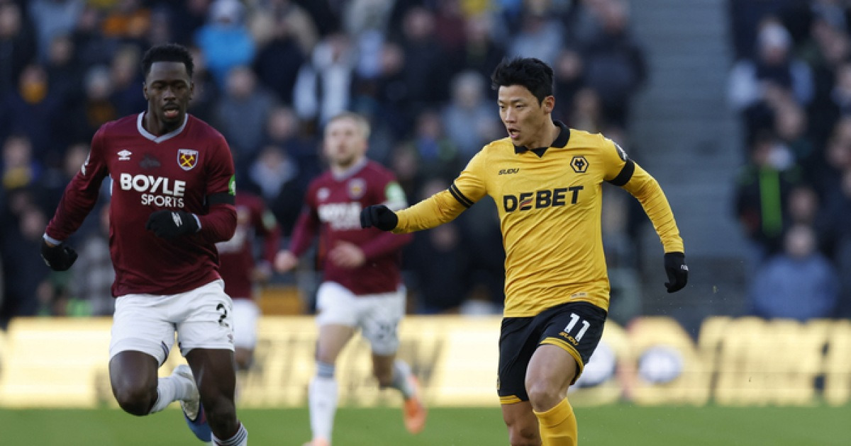 울버햄턴, 리버풀 제압... 황희찬은 벤치에서 관전