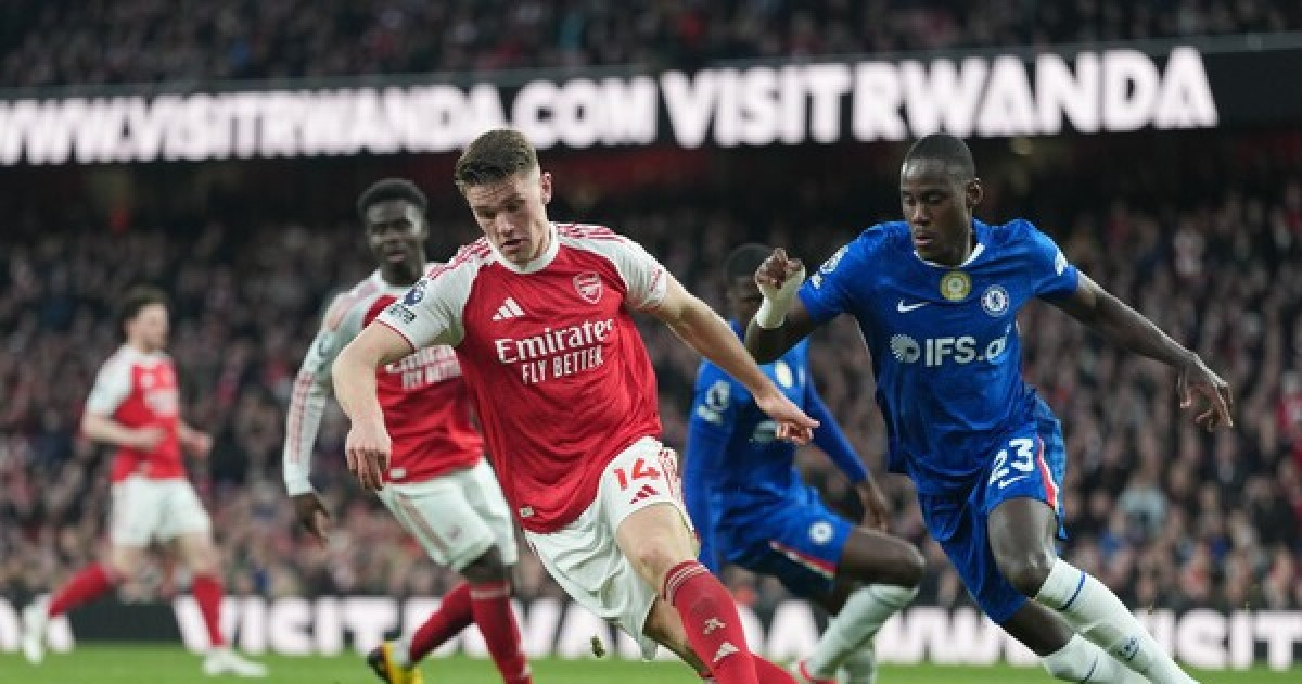 아스널, 첼시 2-1 제압…EPL 선두 자리 5점 차로 확대