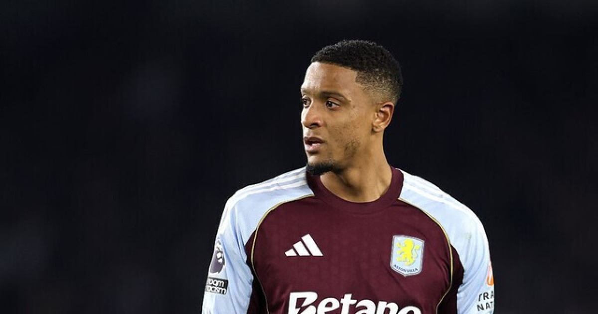 아스톤 빌라, 에즈리 콘사에게 공식 경고... 감정 통제 필요