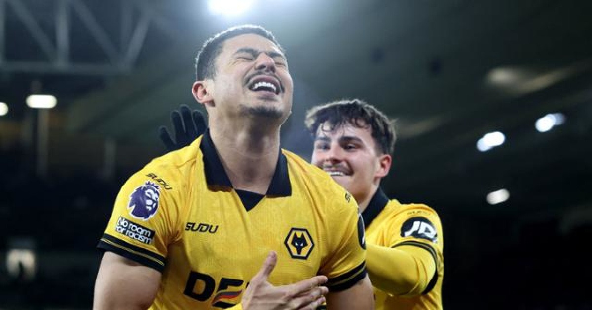 '꼴찌' 울버햄프턴, 갈 길 바쁜 리버풀에 고춧가루 ...2-1 승