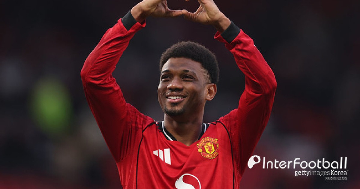 맨체스터 유나이티드의 핵심 선수 아마드, 임시 감독 캐릭의 칭찬에 부상할 것인가