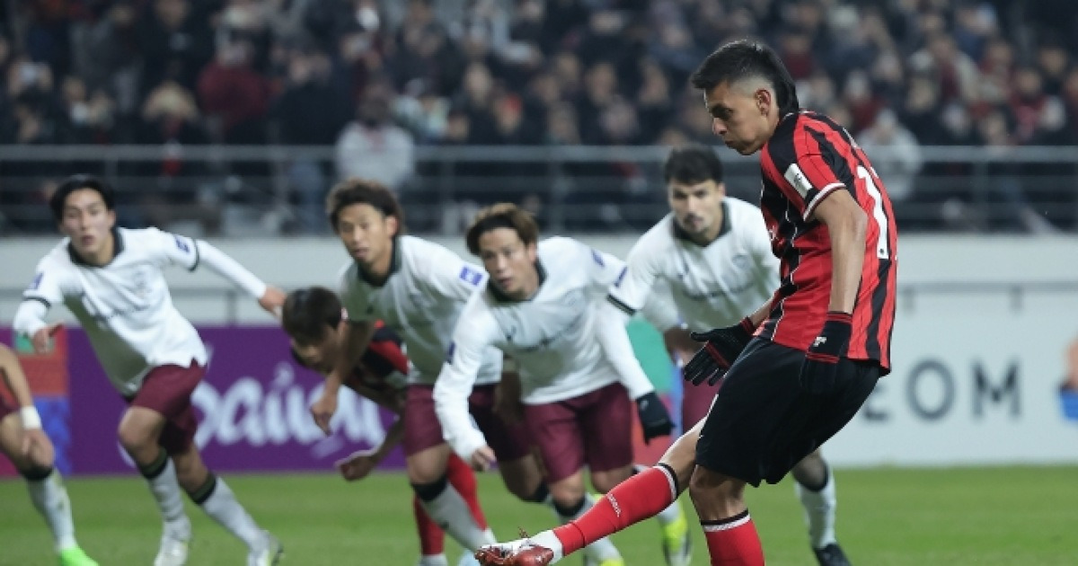 또 고베에 고개 숙인 서울…7차 원정 이어 안방 16강 1차전 0-1 패