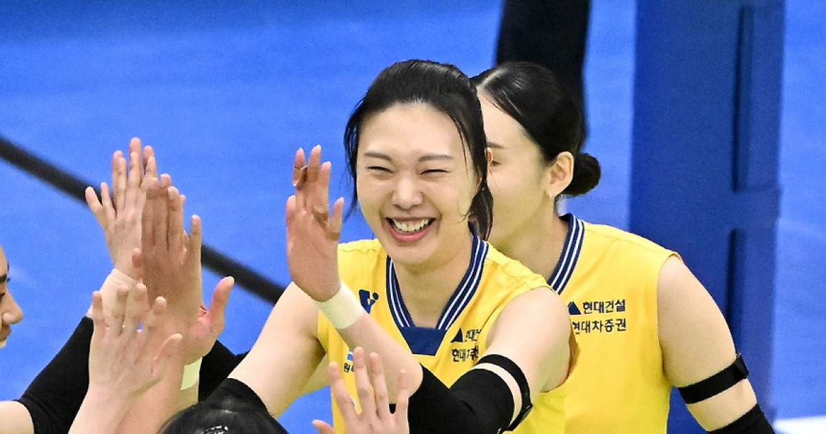 '굿바이 레전드' 도쿄 4강신화 주역 양효진 결국 은퇴…"오랜 고민 끝에 선수생활 마무리"