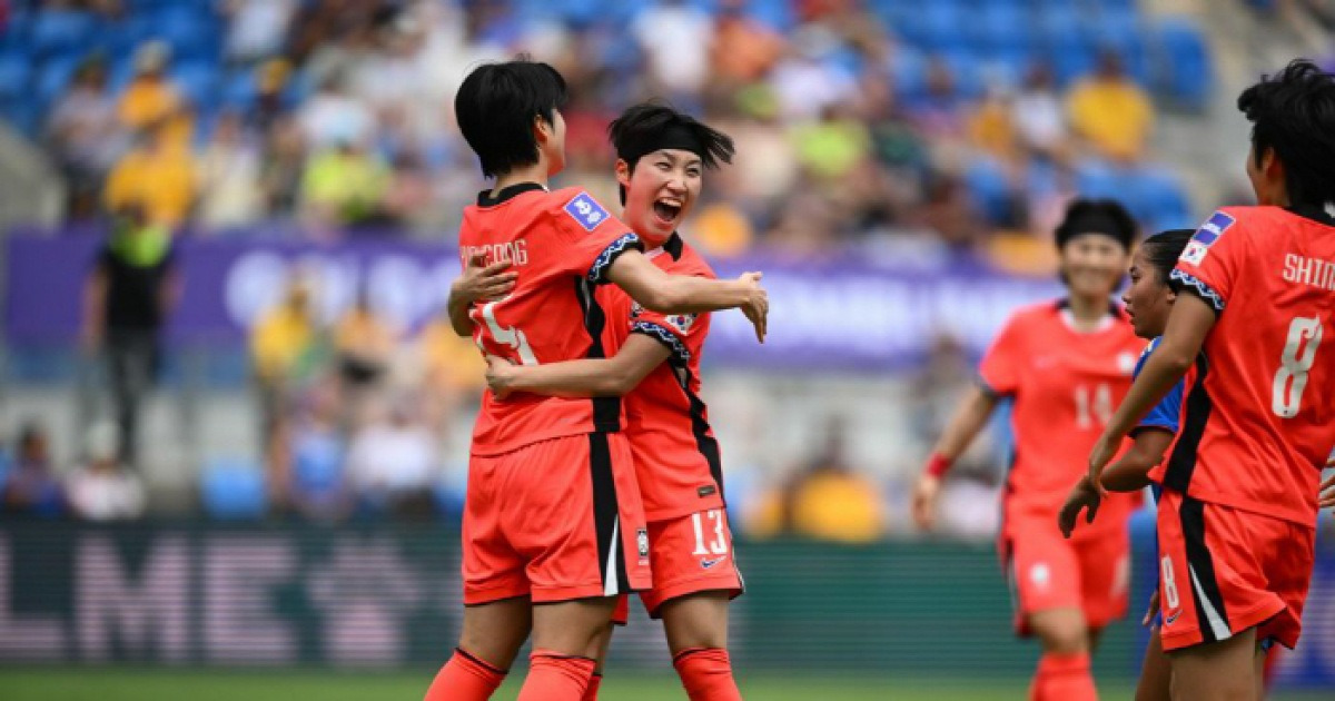 한국 여자 축구, 필리핀에 3대0 승리... 2027년 FIFA 여자월드컵 출전권 노린다
