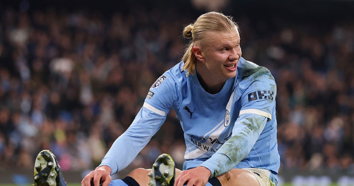 아스널은 웃고있다...또 맨시티 발목 잡은 오심→英 BBC 패널 "말도 안 되는 판정이었다"