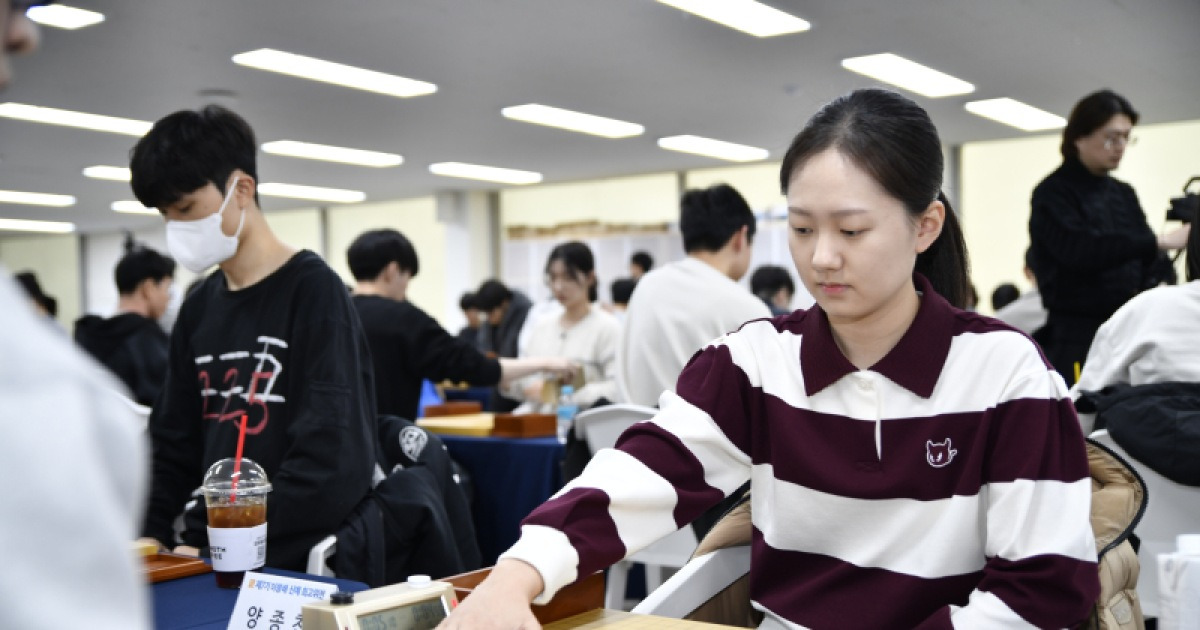 적수가 없다…‘바둑 여왕’ 김은지, 통합 랭킹 16위, 최정과 104점 차이