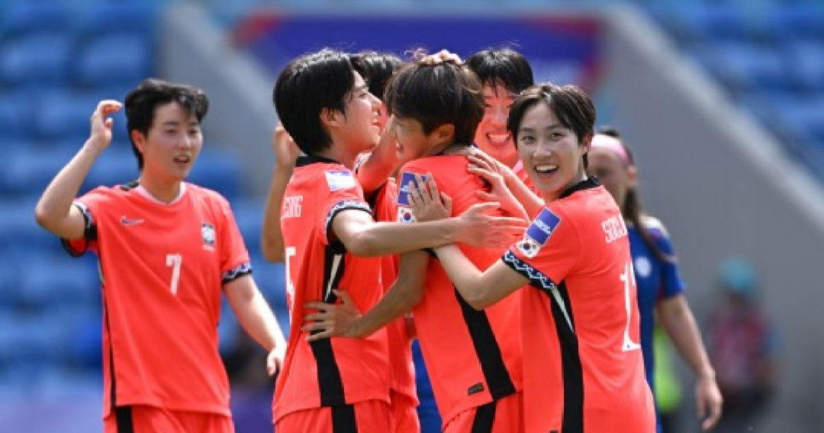 한국 대표팀, 필리핀전 3-0 완승으로 8강 진출