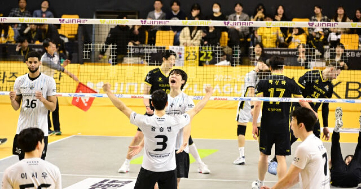 ‘김진영 7블로킹 활약’ 현대캐피탈, KB손해보험 3-0 완파...선두 대한항공 맹추격 [MD의정부]