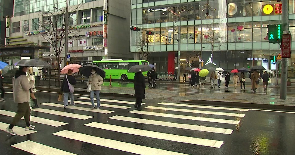 [출근길 YTN 날씨 3/6] 今日は曇り、中部は雨や雪…日中は冷たい風が吹いて「肌寒い」