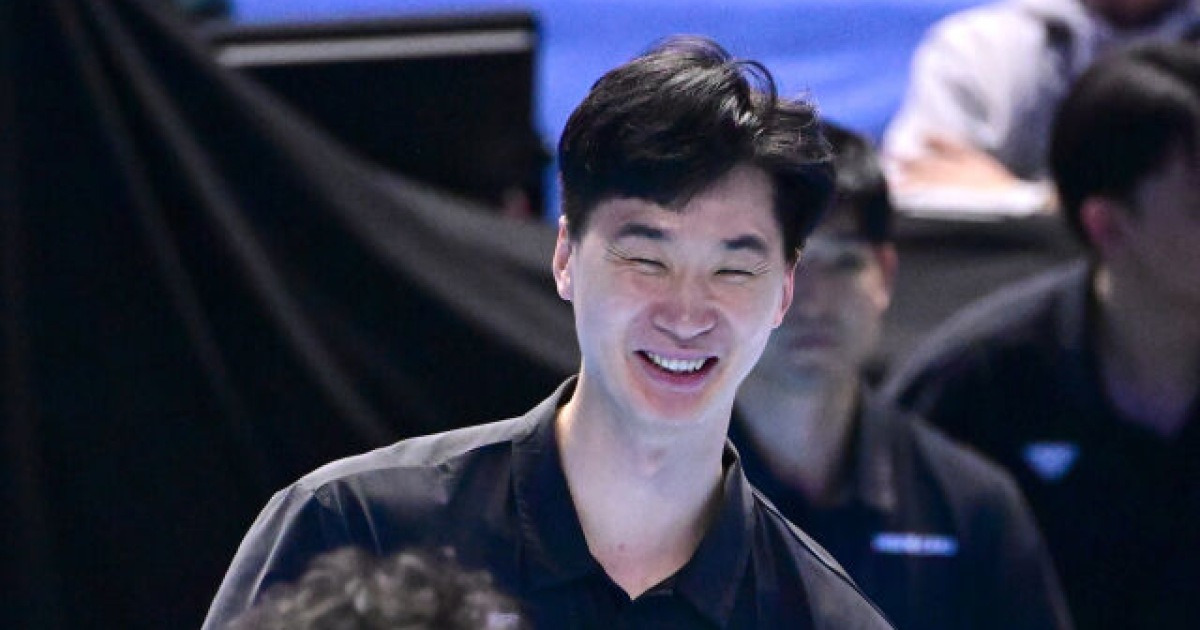 '진짜 기적이다, 박철우 놀랍다' 1위팀 또또또 잡았다, 우리카드 4위 점프…알리+아라우조 47점 폭발, 3위 꿈 아니다 [MD인천]