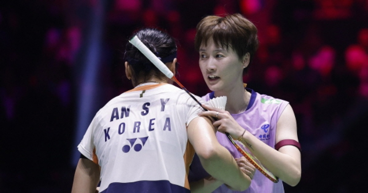 "안세영 이길 거의 유일한 선수"…BWF 중계진 인정한 中 천위페이, 전영 오픈 4강 선착→AN 만나 '엘클라시코' 유력