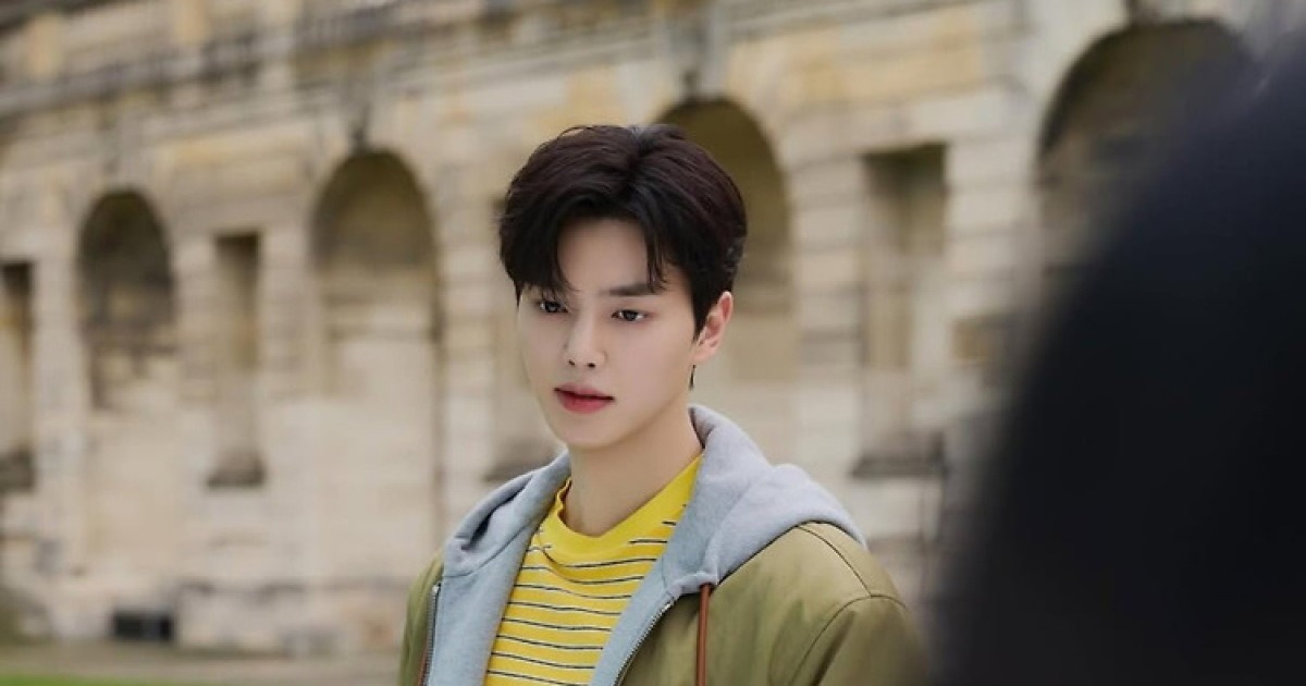 배우 송강 로에베 해외 일정 출국 및 공항 패션 현장 트렌드 요약