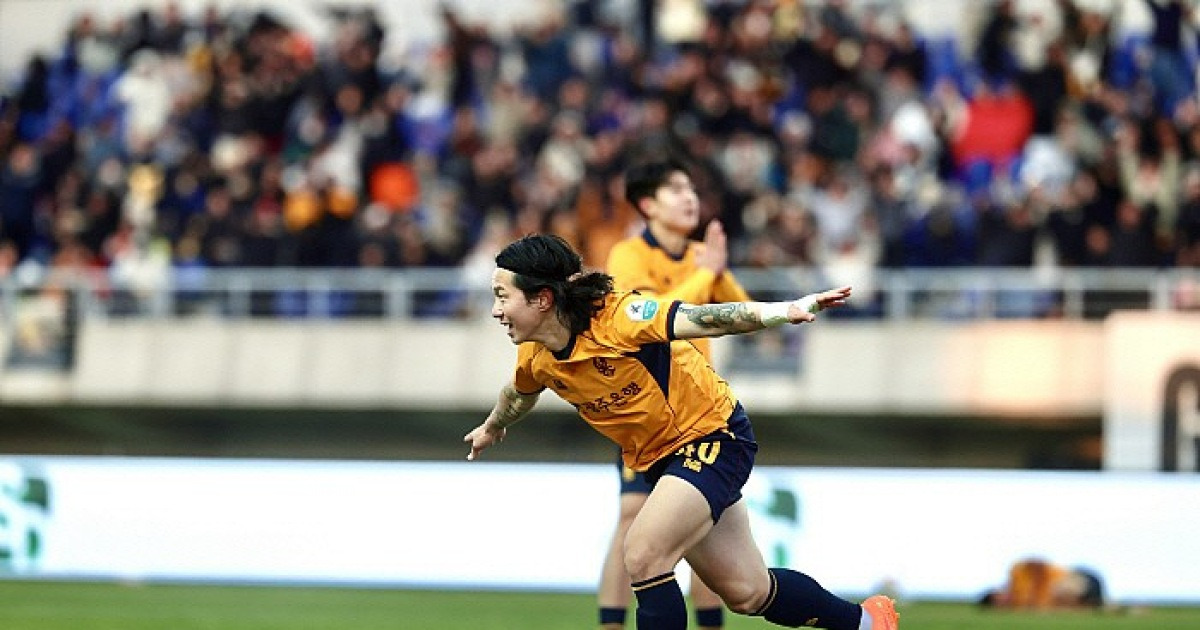 광주FC, 인천유나이티드와의 홈 개막전서 3-2 승리...리그 2위 도약