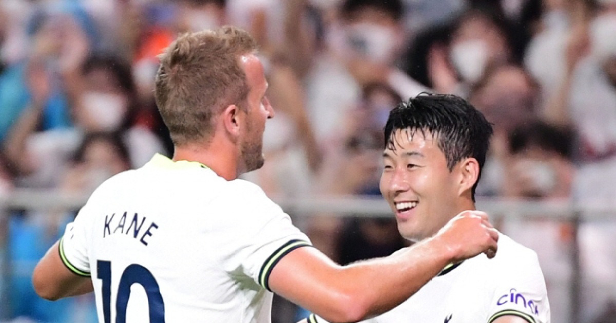 '누가 토트넘을 이 지경으로 만들었나' 英 BBC의 냉혹한 비판, '453골' 합작 '손케 듀오'를 판 경영진의 오판이다