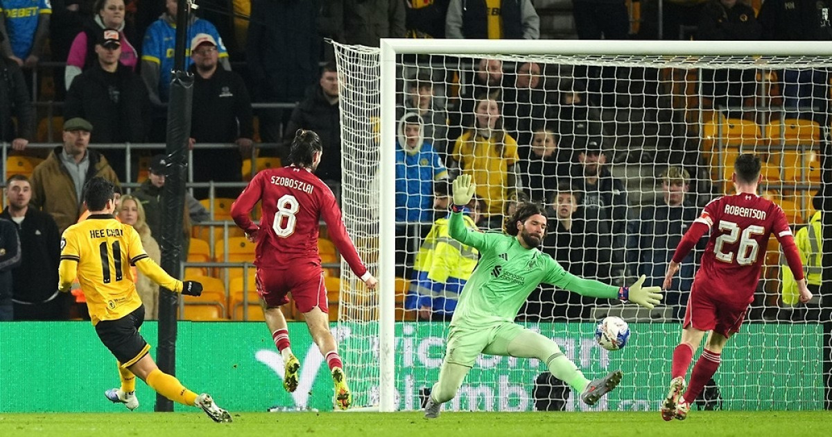 “복귀하자마자 골”…황희찬 시즌 3호골에도 울브스 FA컵 탈락