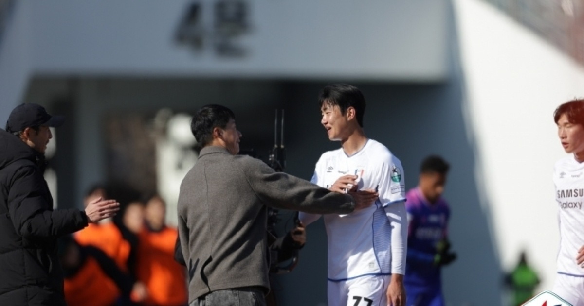 승리와 함께 자란 수원, 파주에 1-0 승리