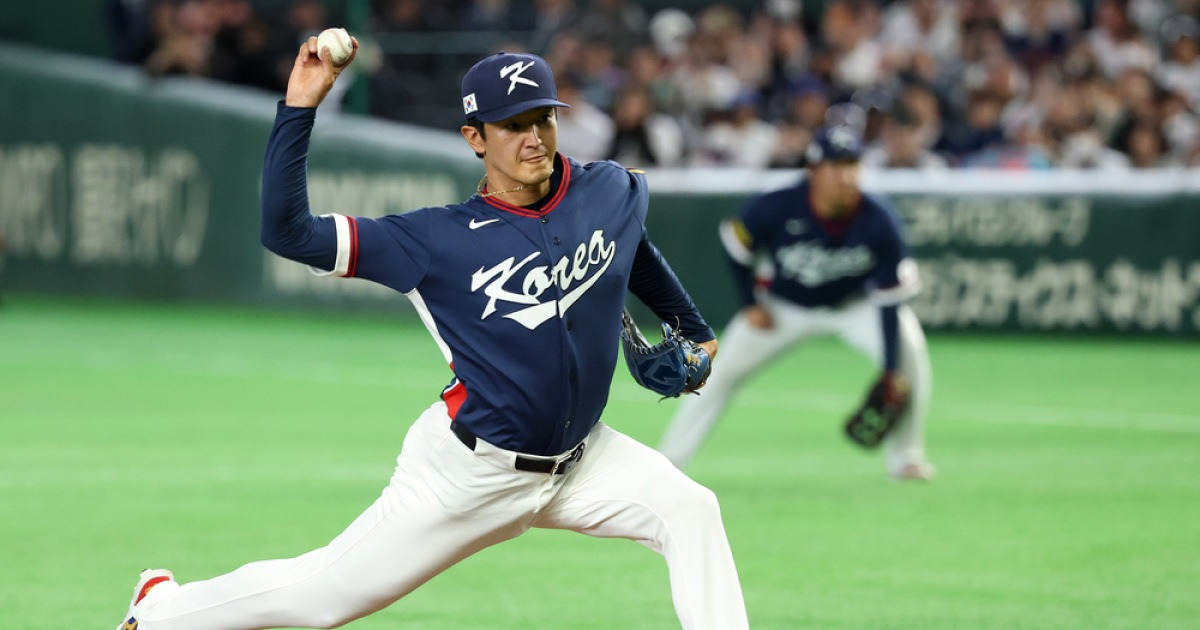 피안타 3개가 모두 홈런..고영표, 한일전 2.2이닝 4실점 강판