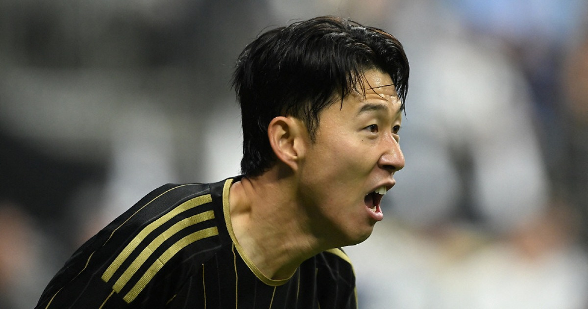 손흥민답지 않았다, 10분 만에 할리우드 액션 경고→퇴장 조심...댈러스전 아직 슈팅 1회(전반 종료)