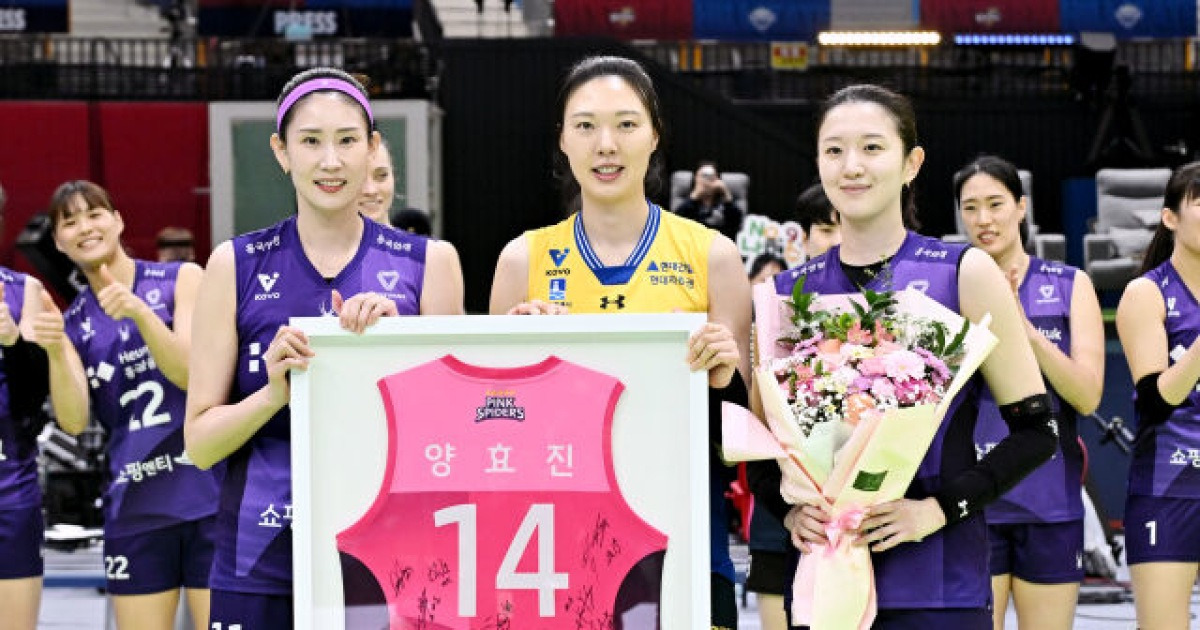 "핑크색 유니폼 기억에 많이 남을것 같아요~" 흥국생명 유니폼에 새겨진 양효진 이름의 의미 [송일섭의 공작소]