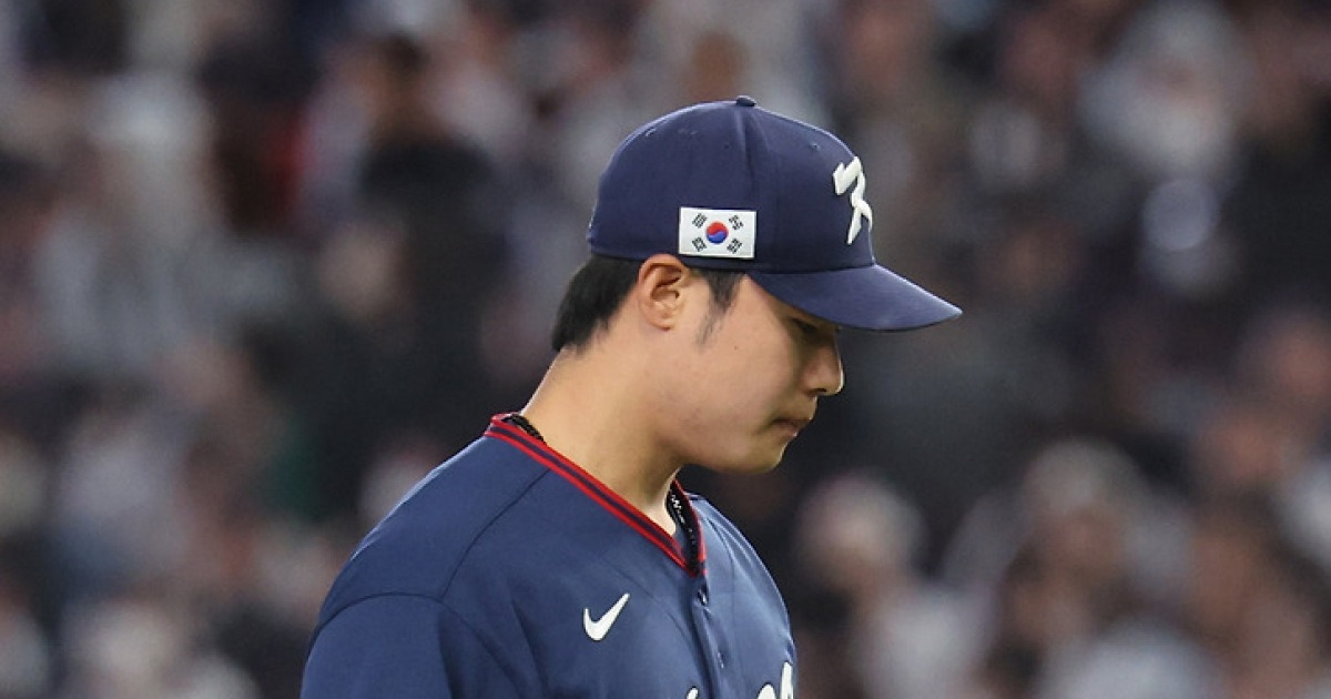 국가대표가 볼볼볼볼 밀어내기 실점이라니…김영규 흔들리는데 벤치는 가만히 있어야 했다