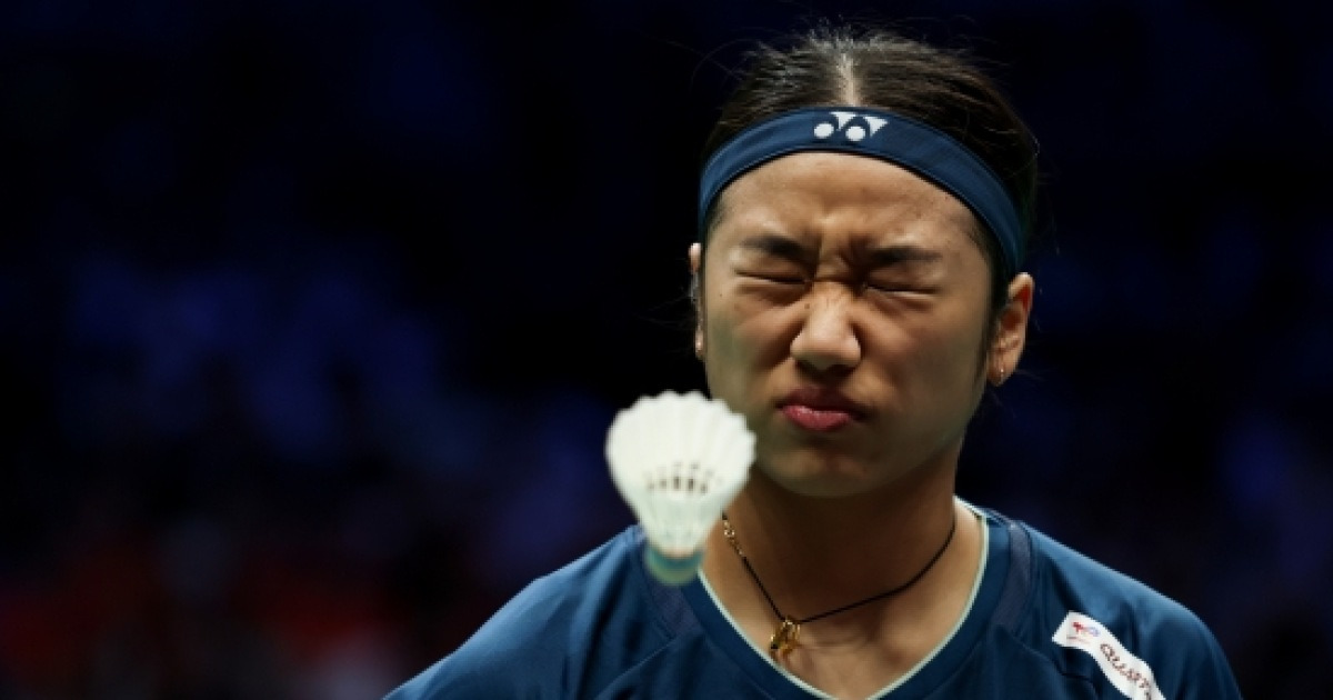 '아' 안세영, 안 풀리네…라이벌 천위페이와 빅매치, 1게임 20-22 내줬다→전영 오픈 결승행 '안개 속'