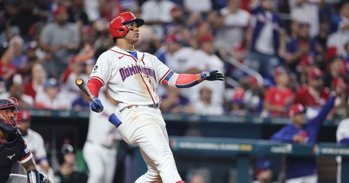 "내가 끝낸다고 했잖아" 1조1300억 타자의 교체 거부, 투런 홈런으로 콜드게임...감독 믿음에 보답하다 [WBC]