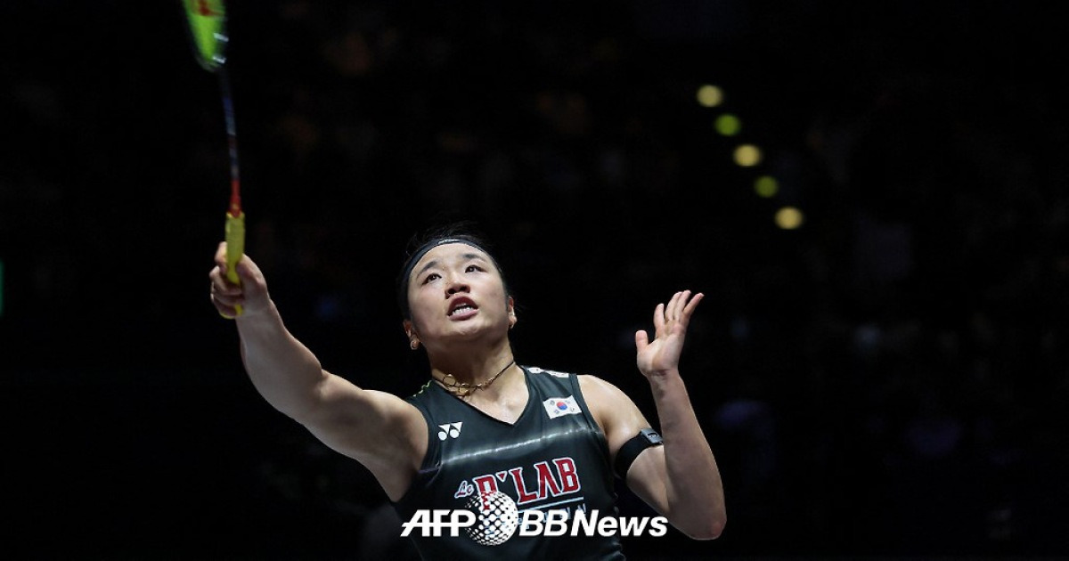 '대이변' 안세영 독주 끝났다, 中 왕즈이에 0-2 완패... 전영오픈 韓 최초 2연패 무산