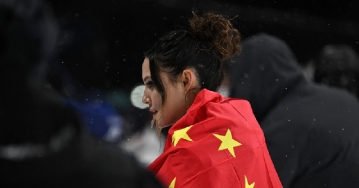 "역대 최악 배신자" 조국 버리고 中 금메달→1300억 넘게 벌더니... "중국의 자랑" 뻔뻔한 행보