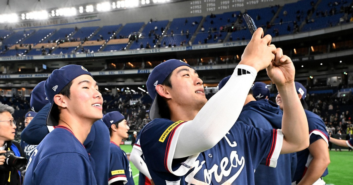 '욕설 난무' 캡틴 이정후, 17년 울분 토했다…"난 참사의 주역, 후배들은 새로운 왕조 쓸 친구들"