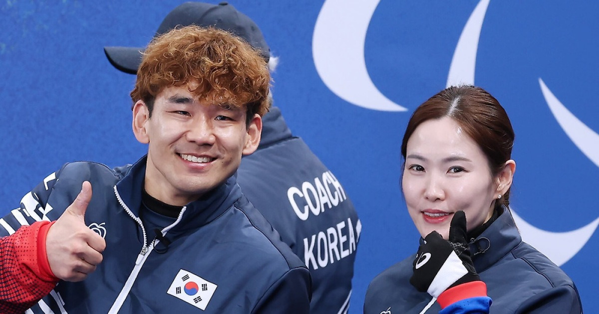 한국 휠체어컬링, 16년 만의 패럴림픽 메달 눈앞