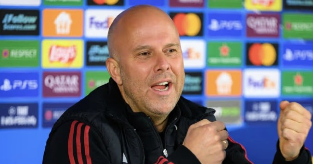 리버풀 아르네 슬롯 감독 관련 이미지