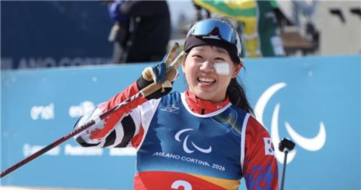 [패럴림픽] '19세 철인' 김윤지, 크로스컨트리 '은빛 질주'…두 번째 메달
