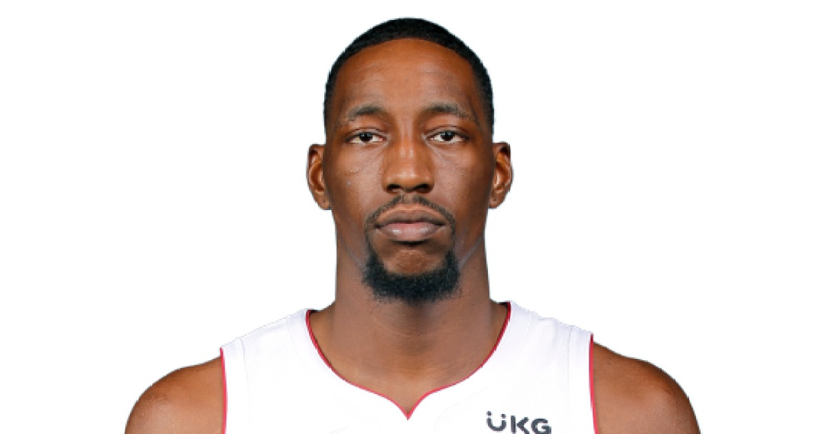 'NBA 역대 2위' 83점을 올린 아데바요, "코비를 넘어서다니 믿기지 않는다"