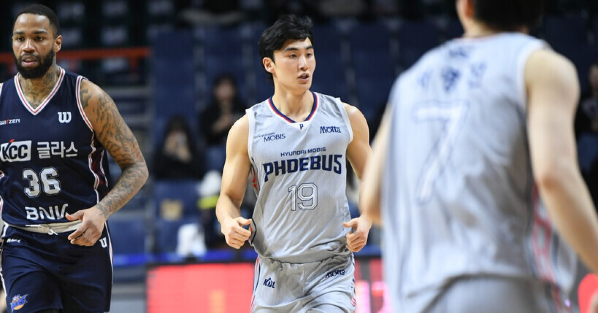 허훈을 블록하고 스틸했던 이도헌, 1점 차 접전의 발판 마련하다