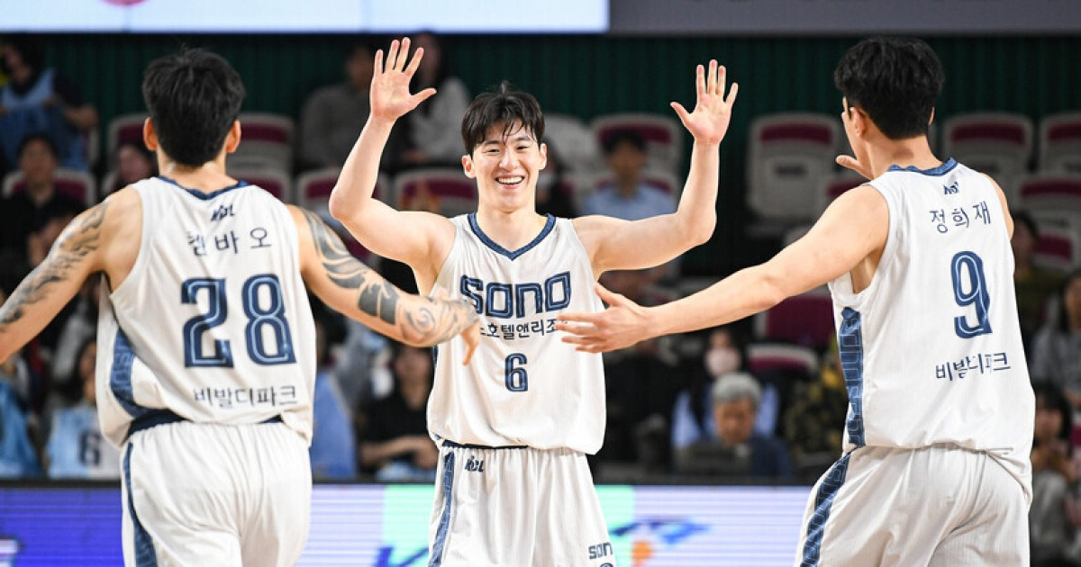 ‘5R 최강’ 소노, 1위 LG 또 잡고 단독 6위 차지하다