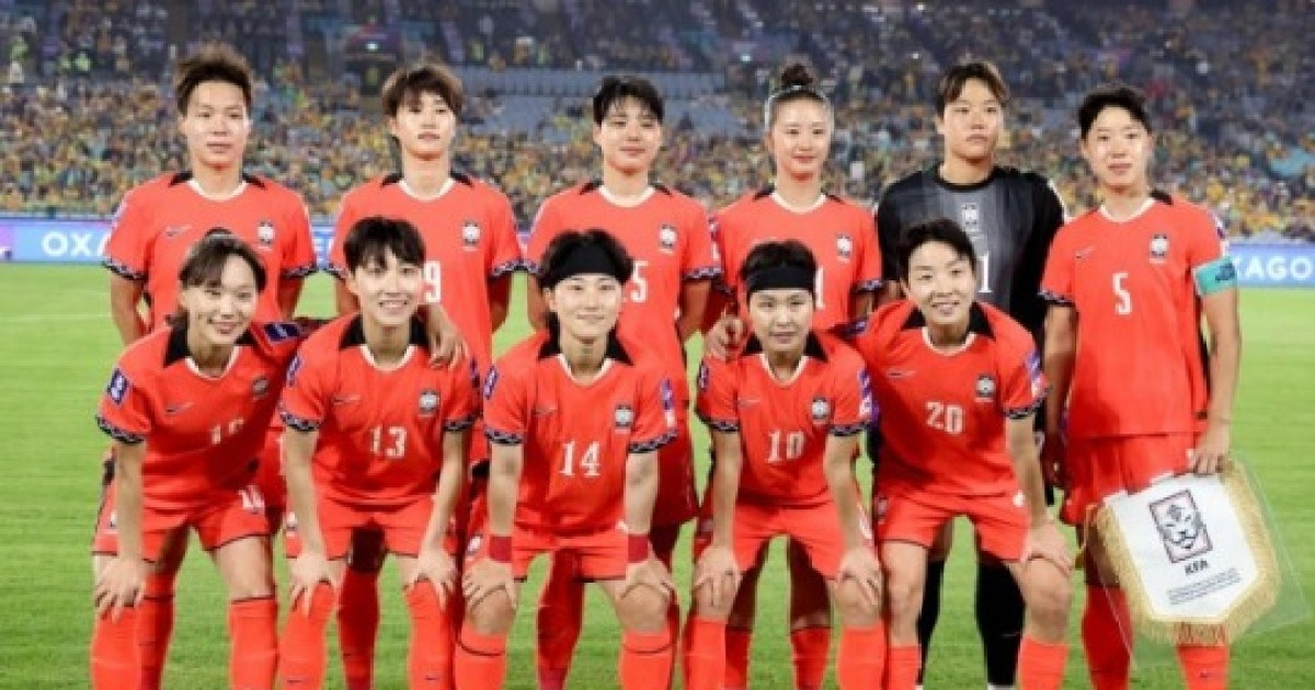 '월드컵 직행 티켓 걸렸다' 한국 여자 축구, 8강 상대 우즈베키스탄 확정…14일 시드니서 운명의 90분
