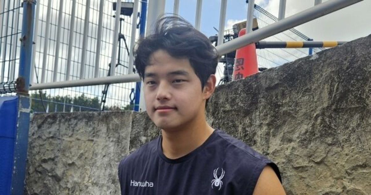 한화 문동주의 얼굴에 미소가 번졌다…극적 마이애미행? 가슴은 원하지만 머리로는 ‘쉽지 않은 여정’